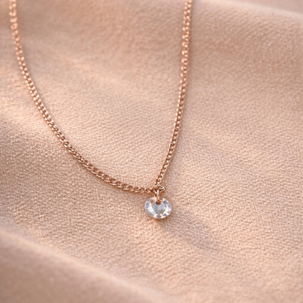 AMERICAN EAGLE Rose Gold Necklace with Crystal Charm